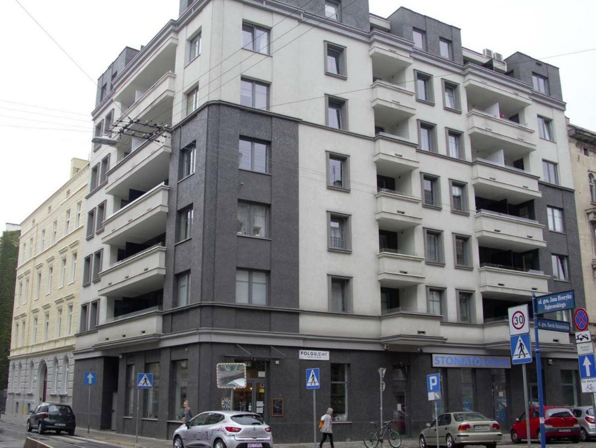Klimatyczny Apartament Z Balkonem W Samym Centrum Wroclawia - W6, Wroclaw